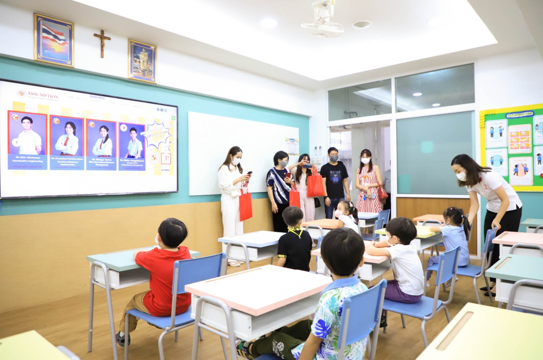 LINE_ALBUM_20-09-21_210921_60