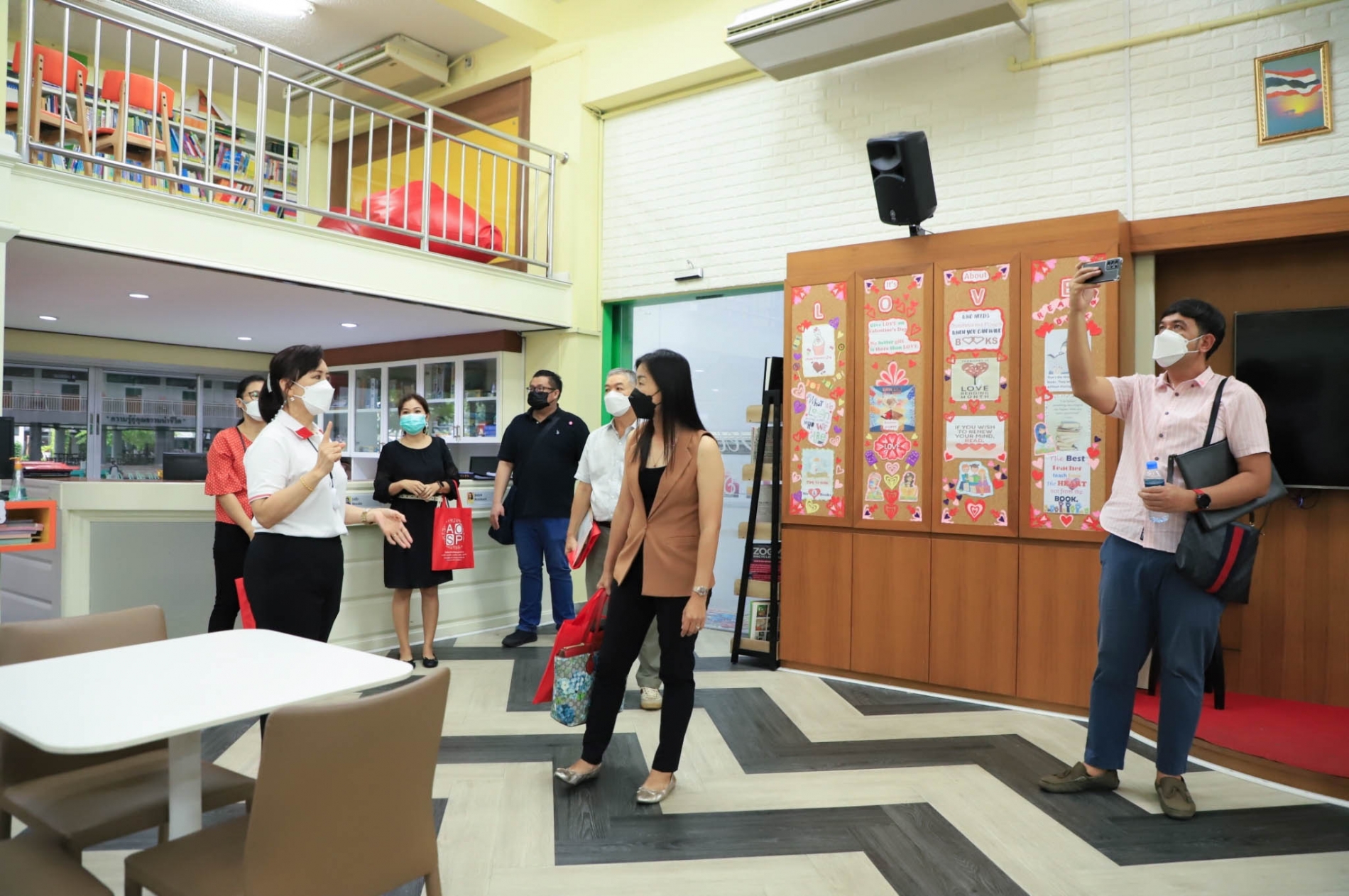 LINE_ALBUM_21-09-21_210921_15