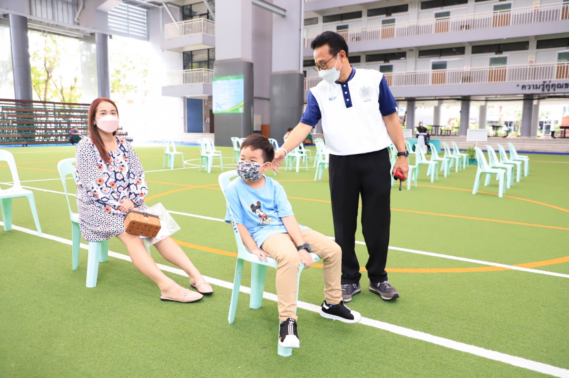 LINE_ALBUM_21-09-21_210921_21