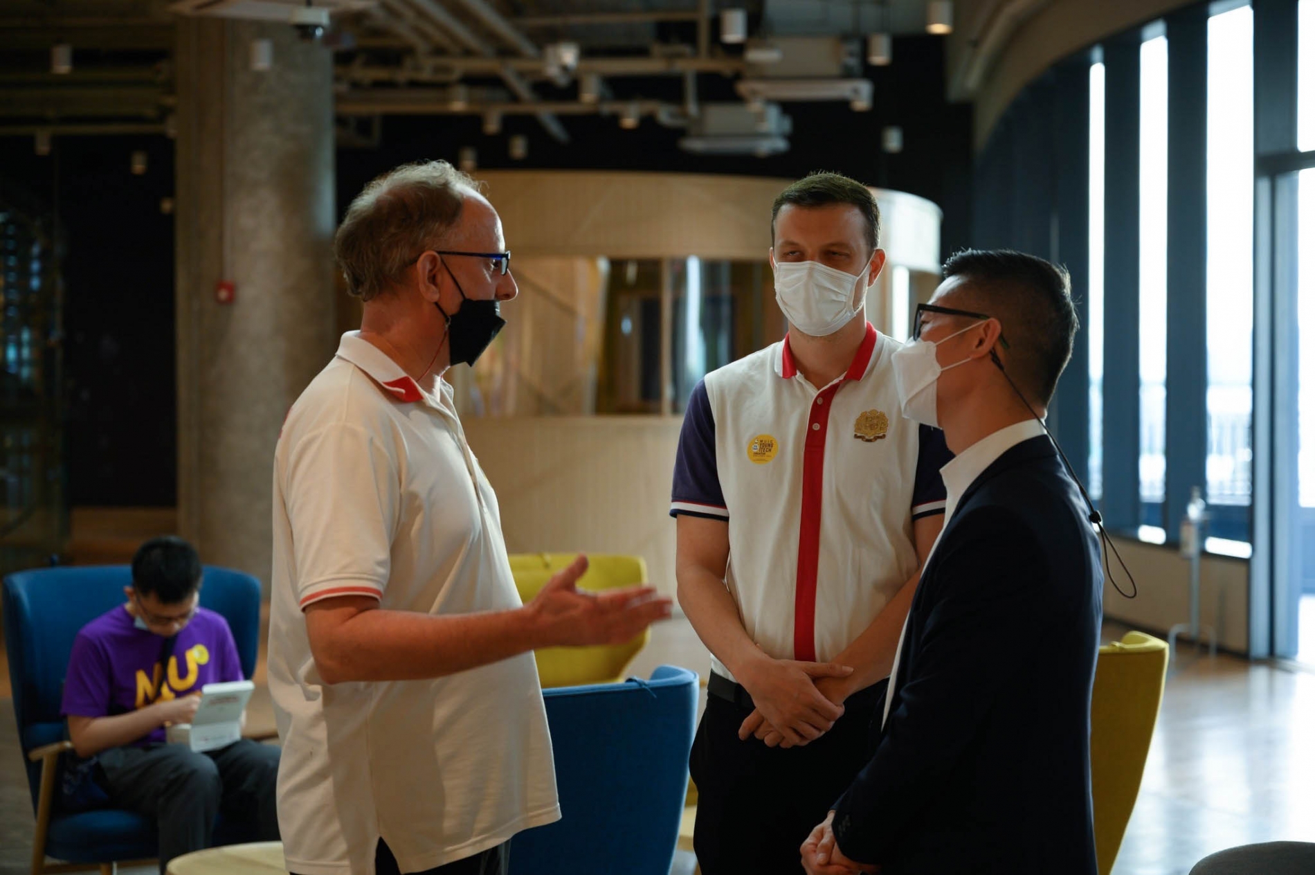 LINE_ALBUM_220830_0