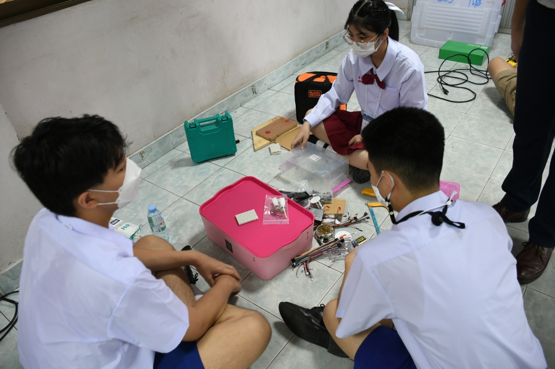 LINE_ALBUM_221216_19