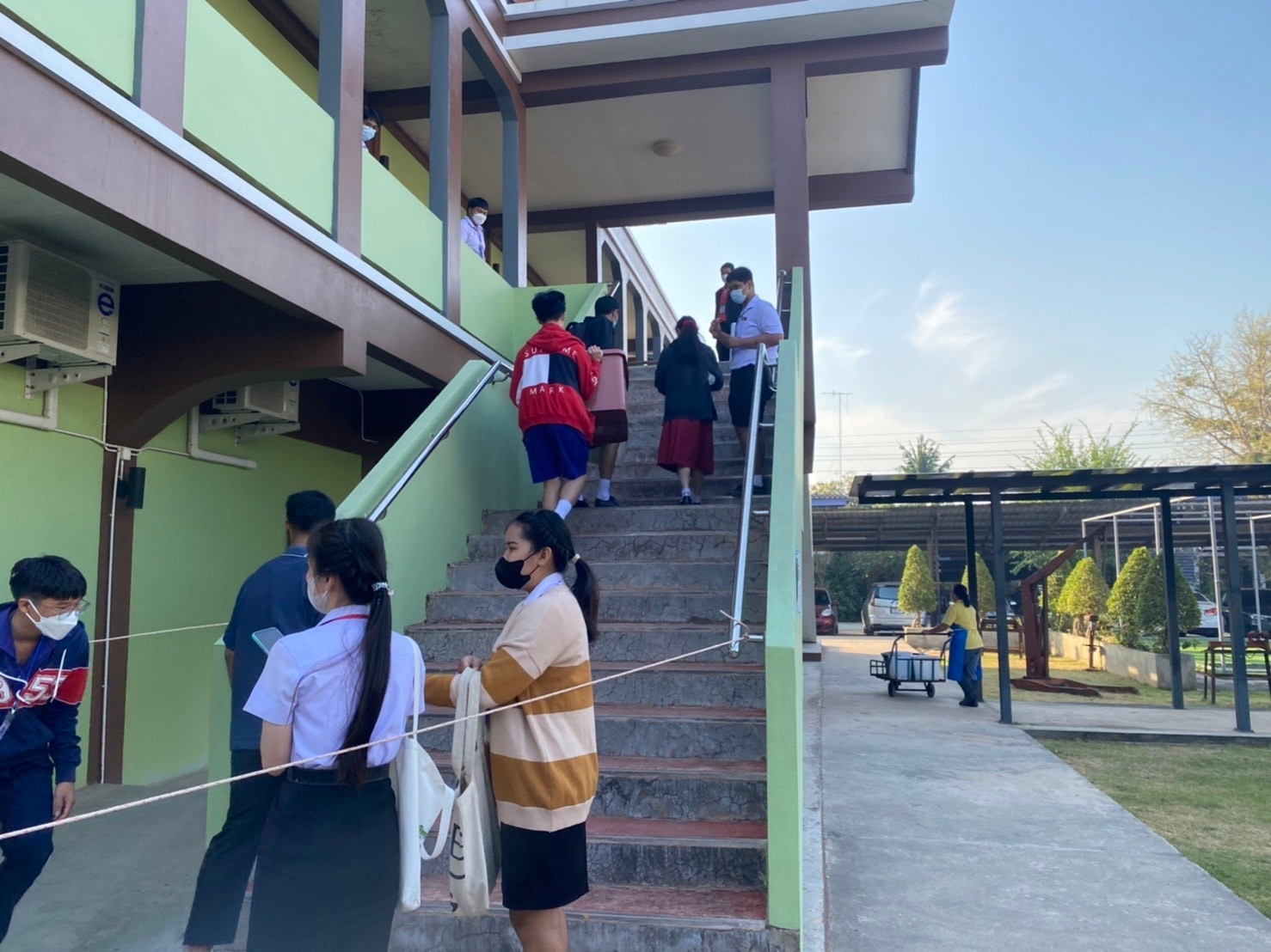 LINE_ALBUM_2023.2.2_230202_17