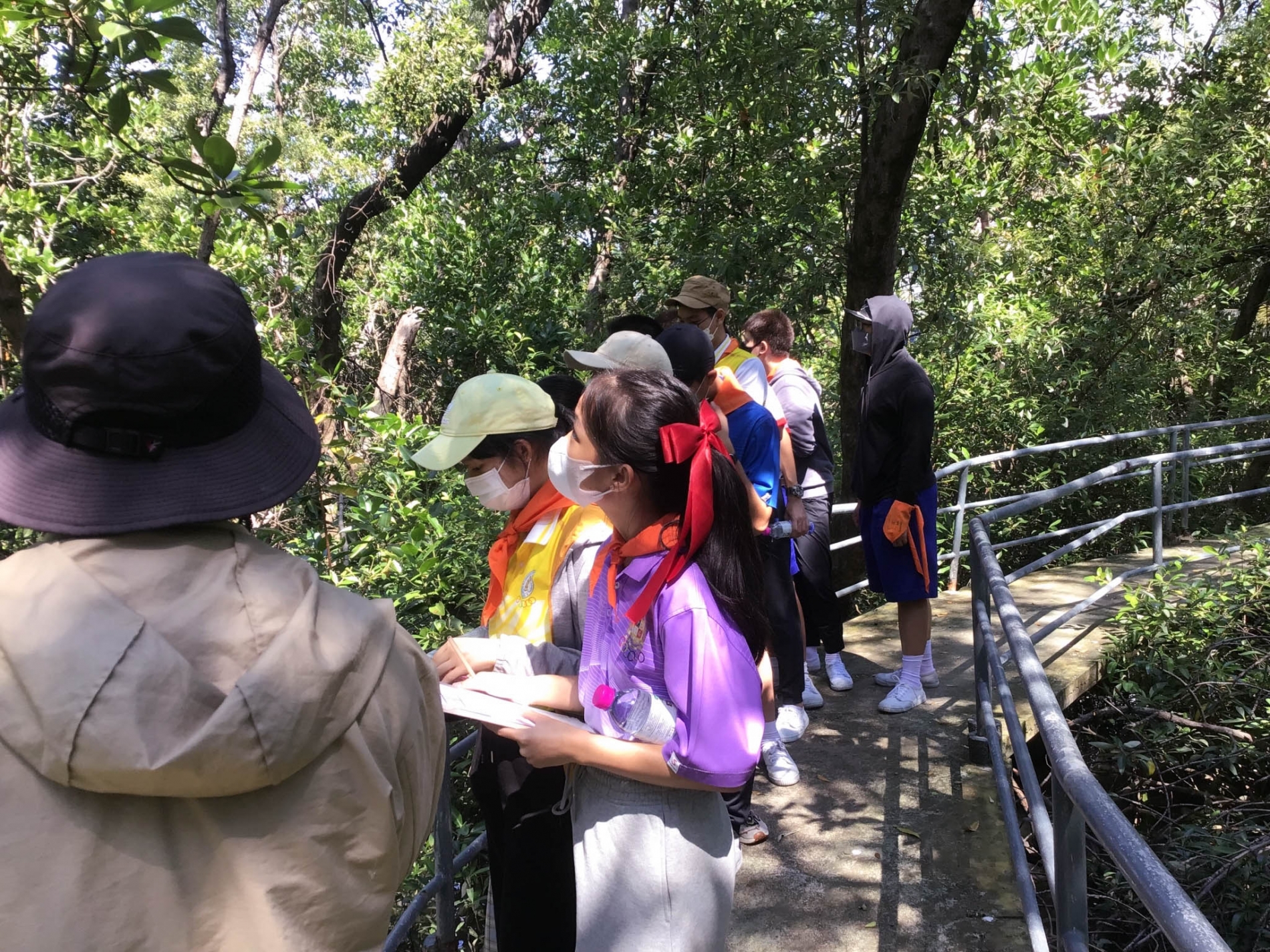 LINE_ALBUM_221104_10