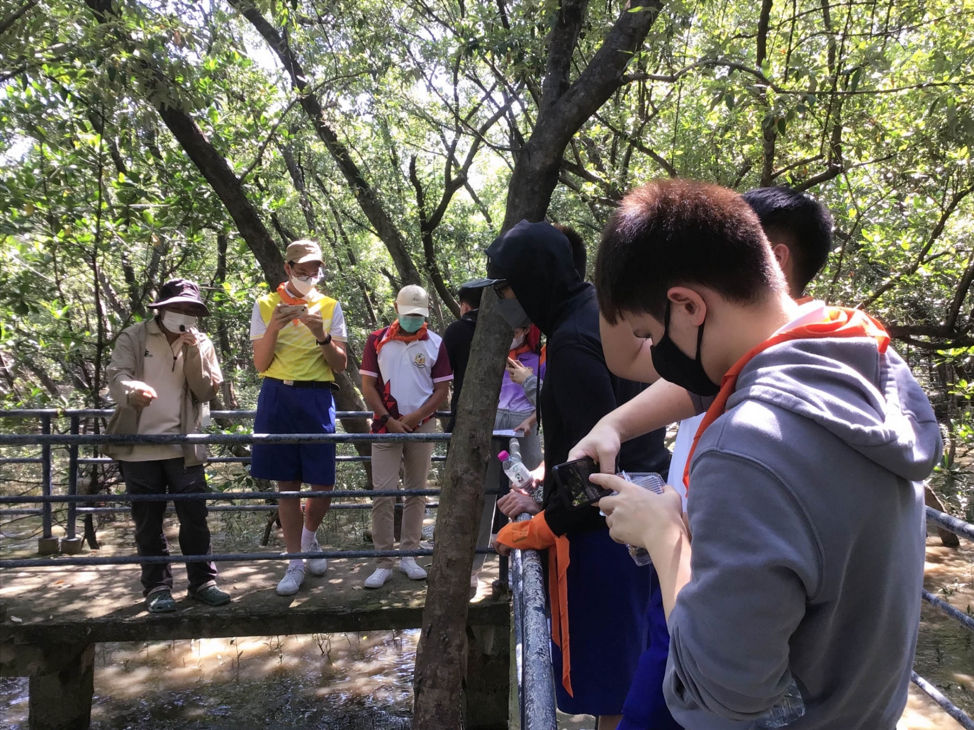 LINE_ALBUM_221104_11