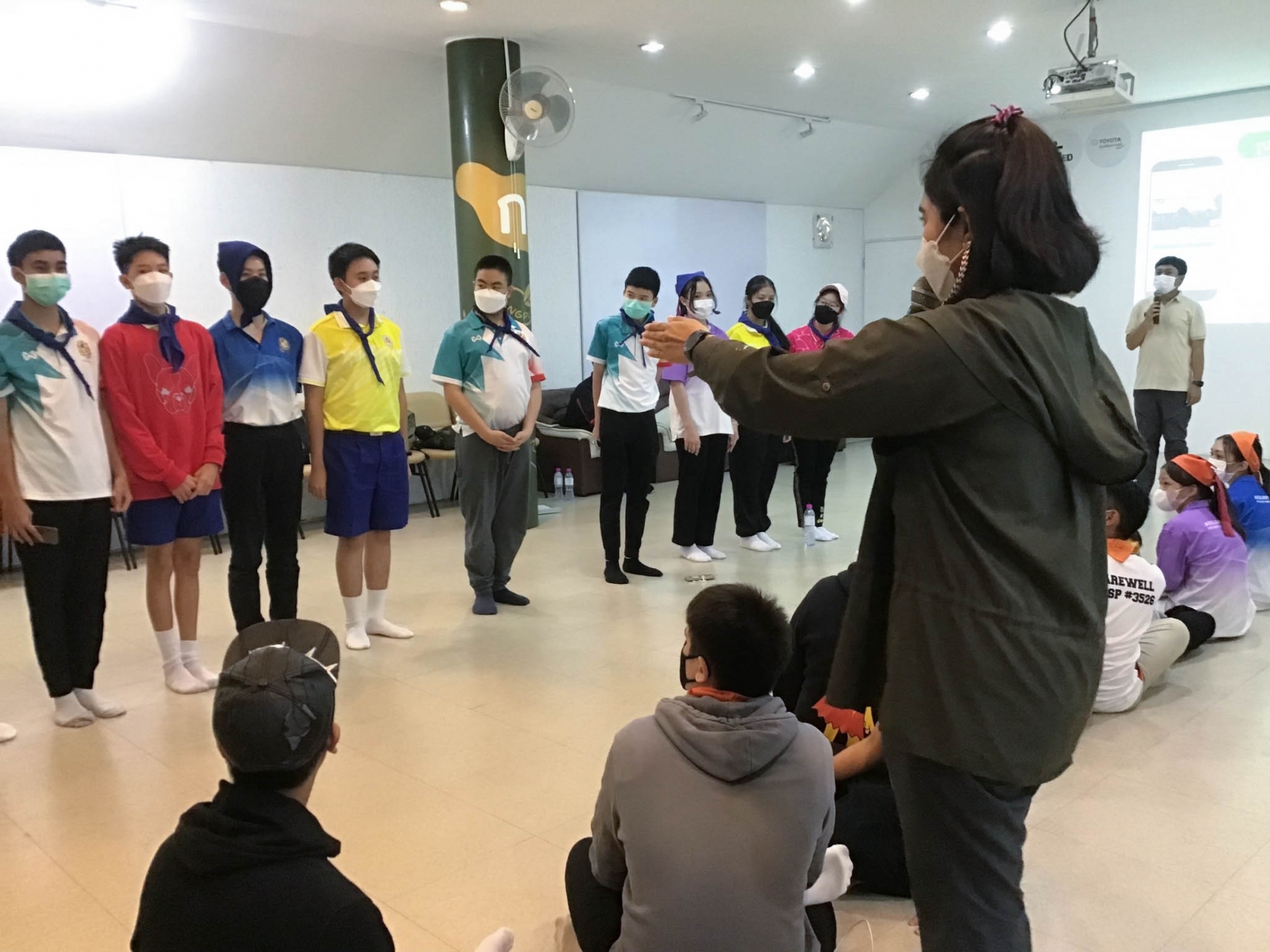 LINE_ALBUM_221104_22