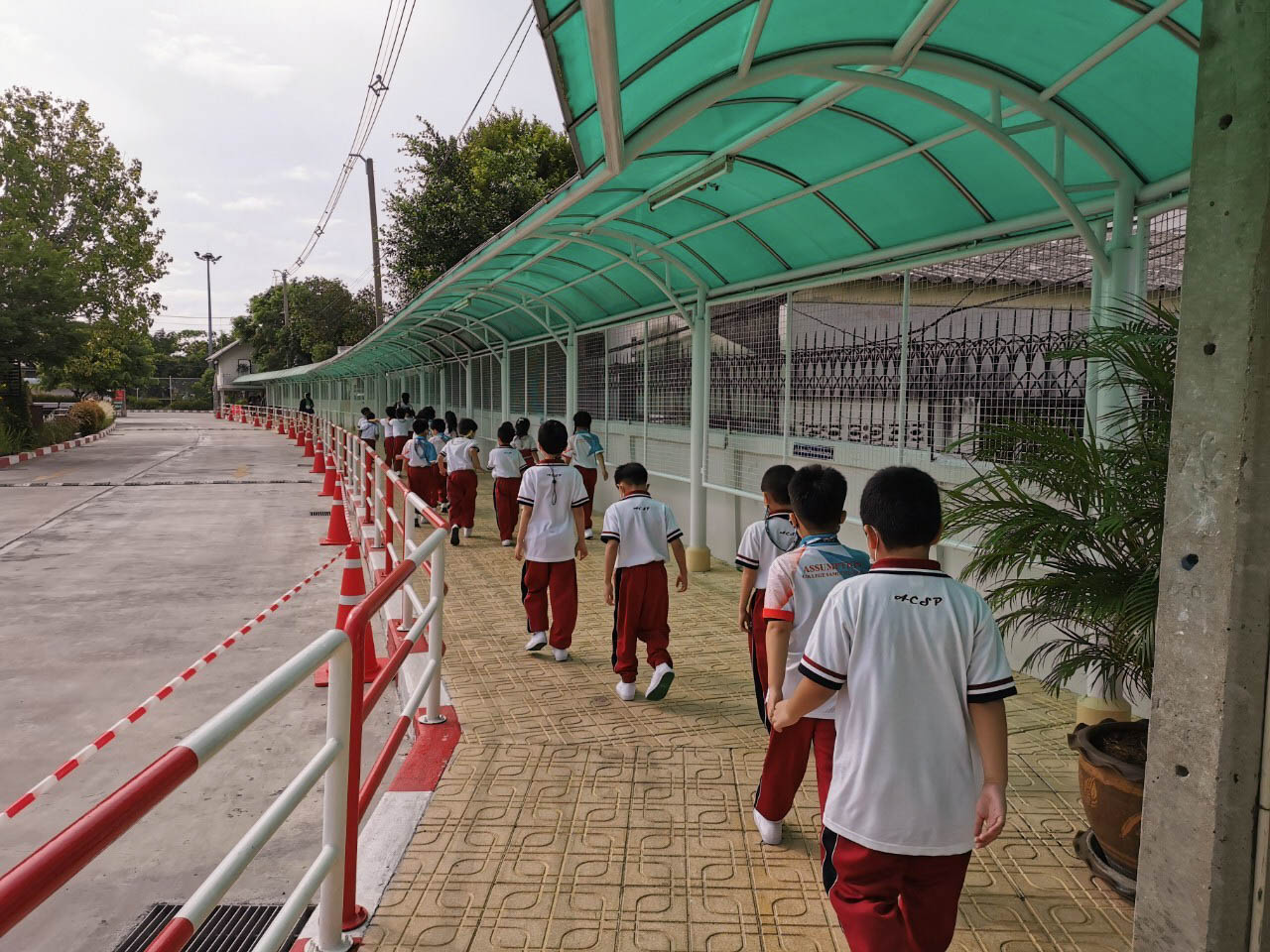 LINE_ALBUM_220621_27