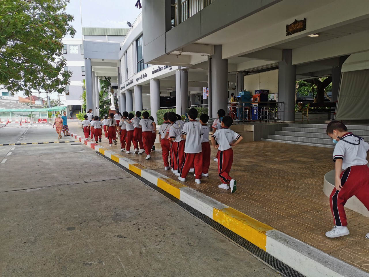 LINE_ALBUM_220621_28
