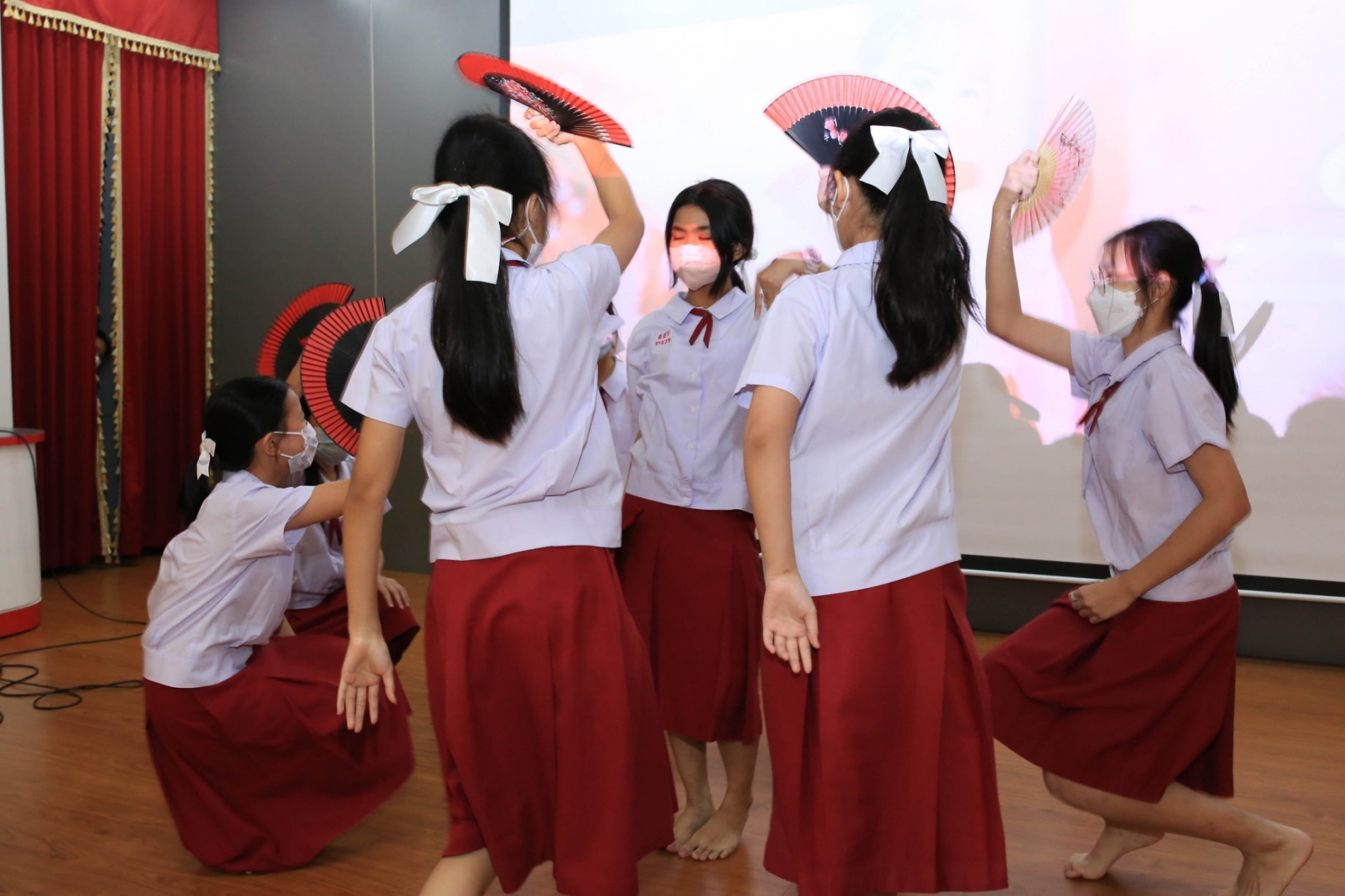 LINE_ALBUM_230210_25