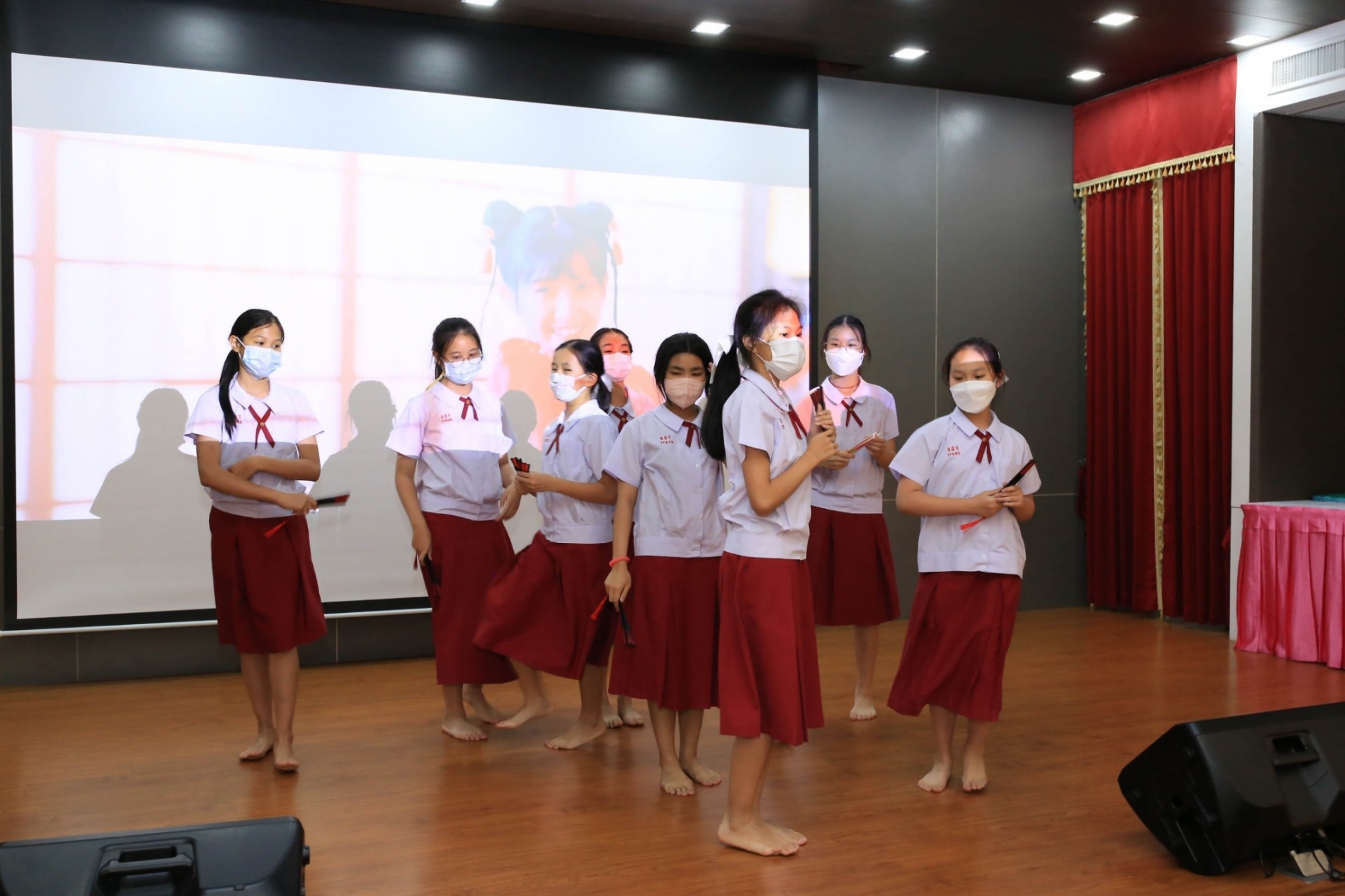 LINE_ALBUM_230210_27