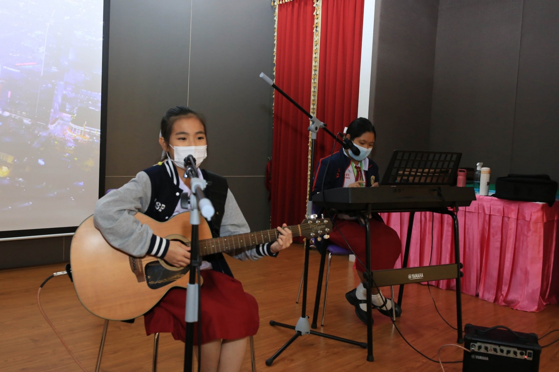 LINE_ALBUM_230210_42