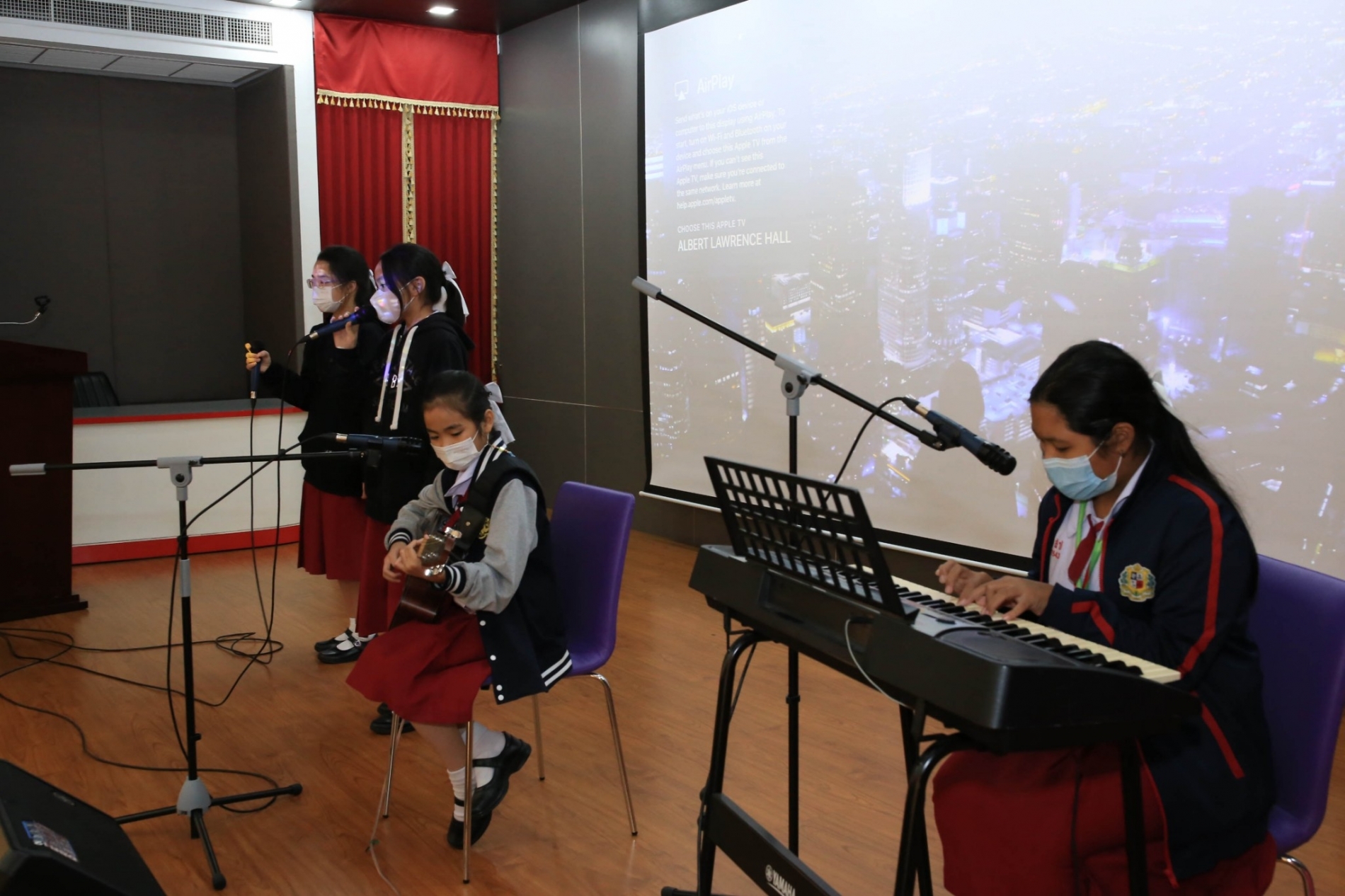 LINE_ALBUM_230210_46