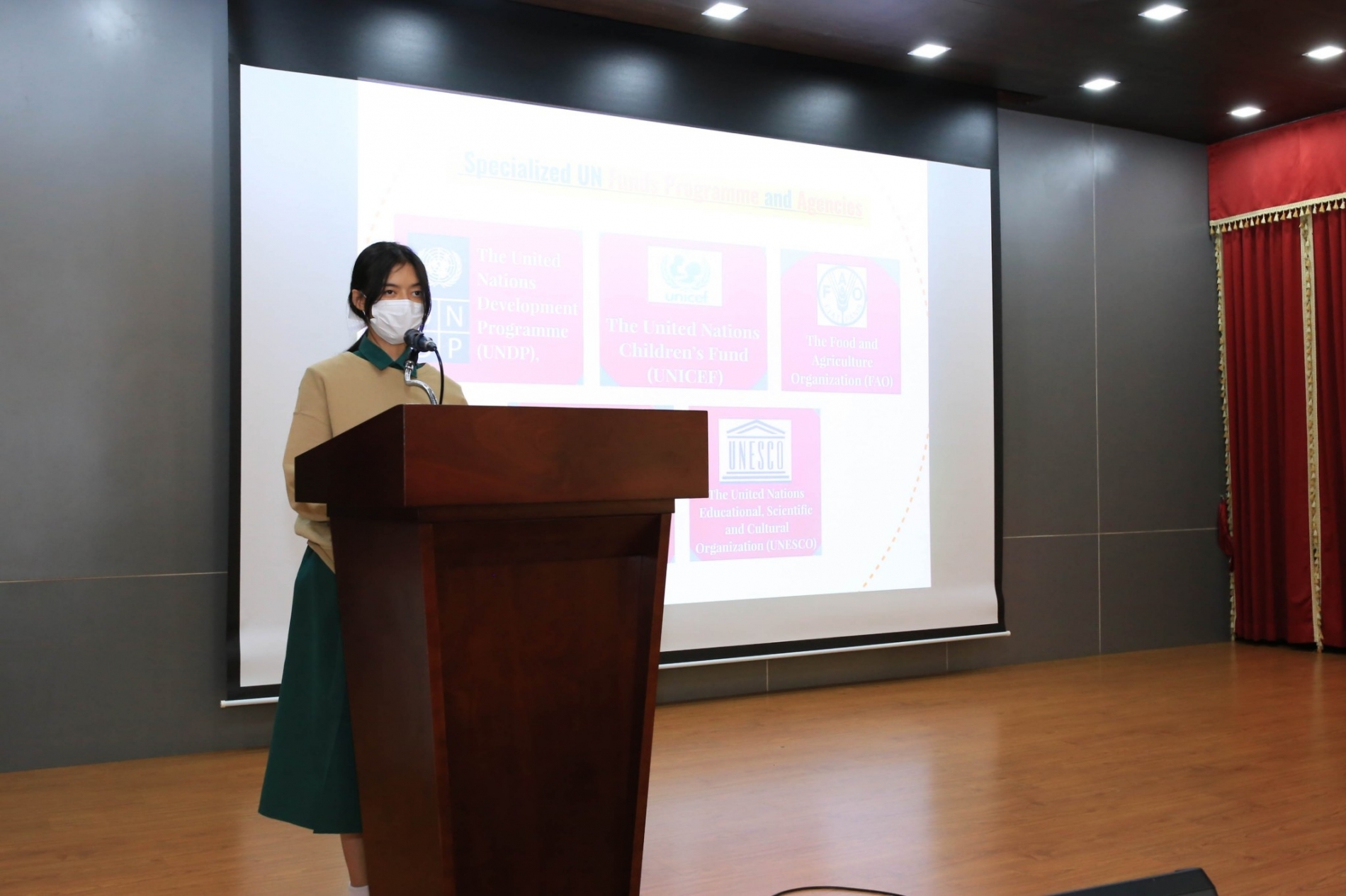 LINE_ALBUM_230210_56