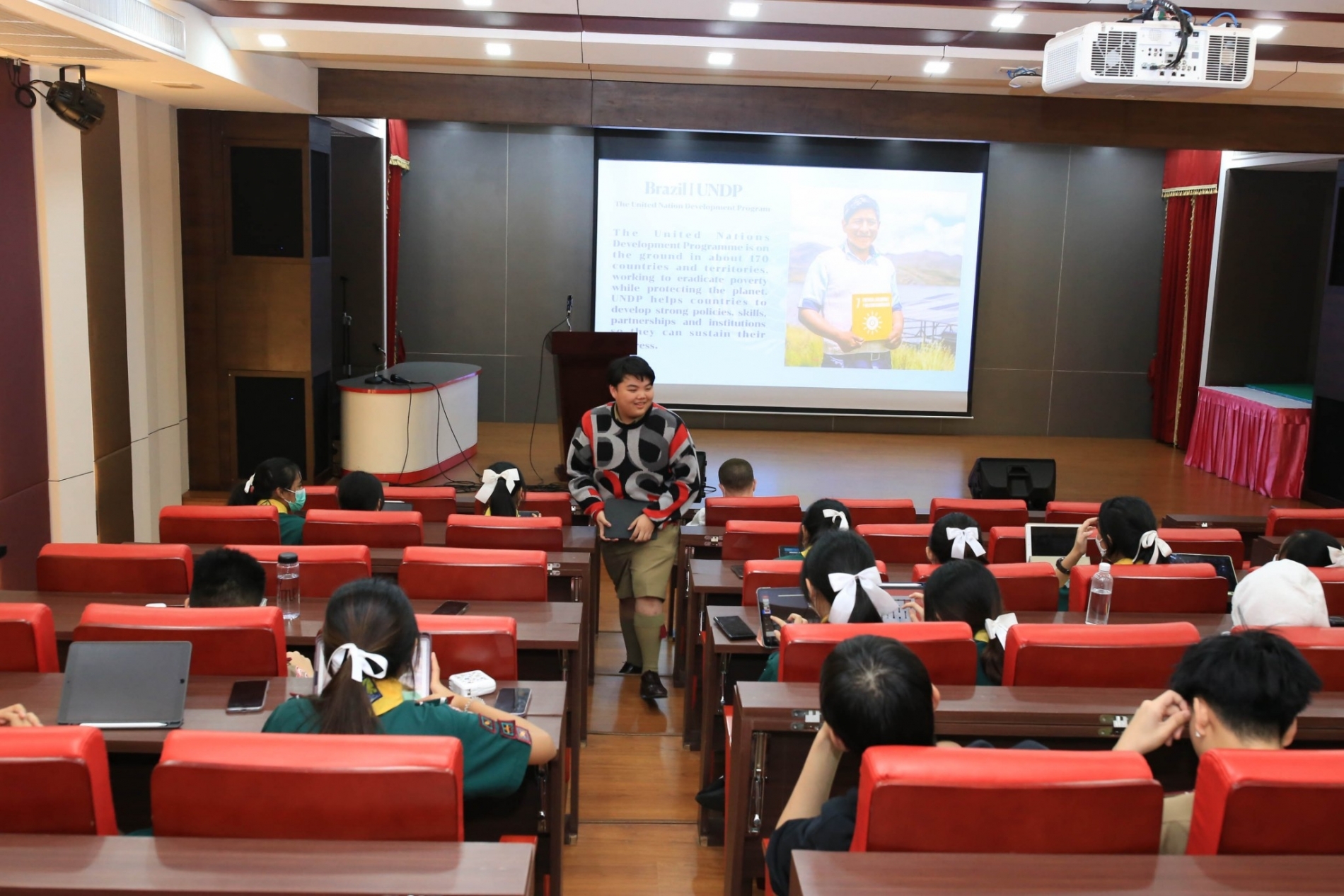 LINE_ALBUM_230210_75