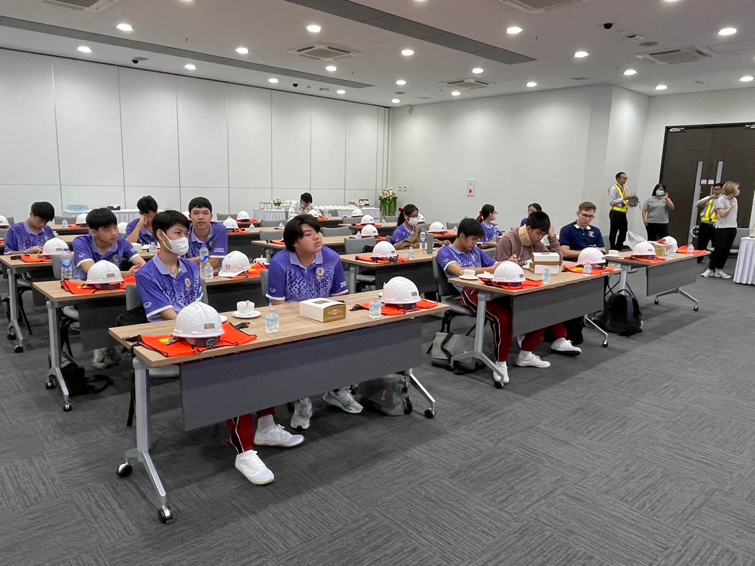 LINE_ALBUM_17Nov Trip_231123_18_0