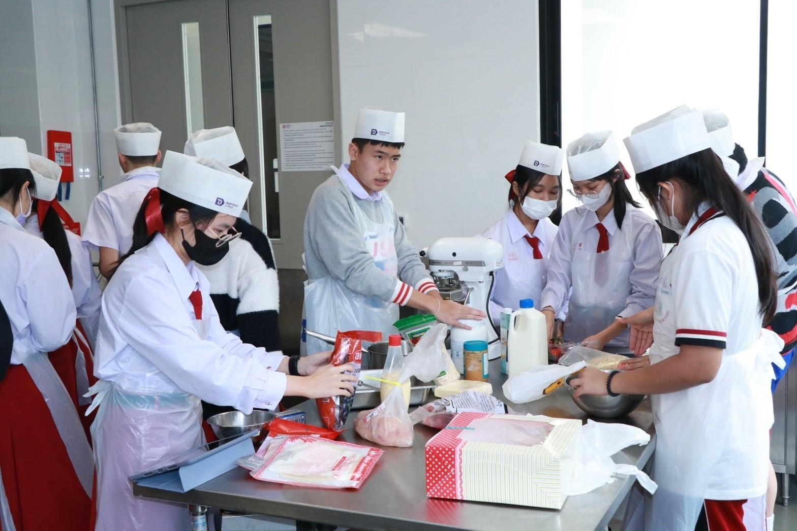 LINE_ALBUM_S4 Trendy Culinary Dusit_230918_28