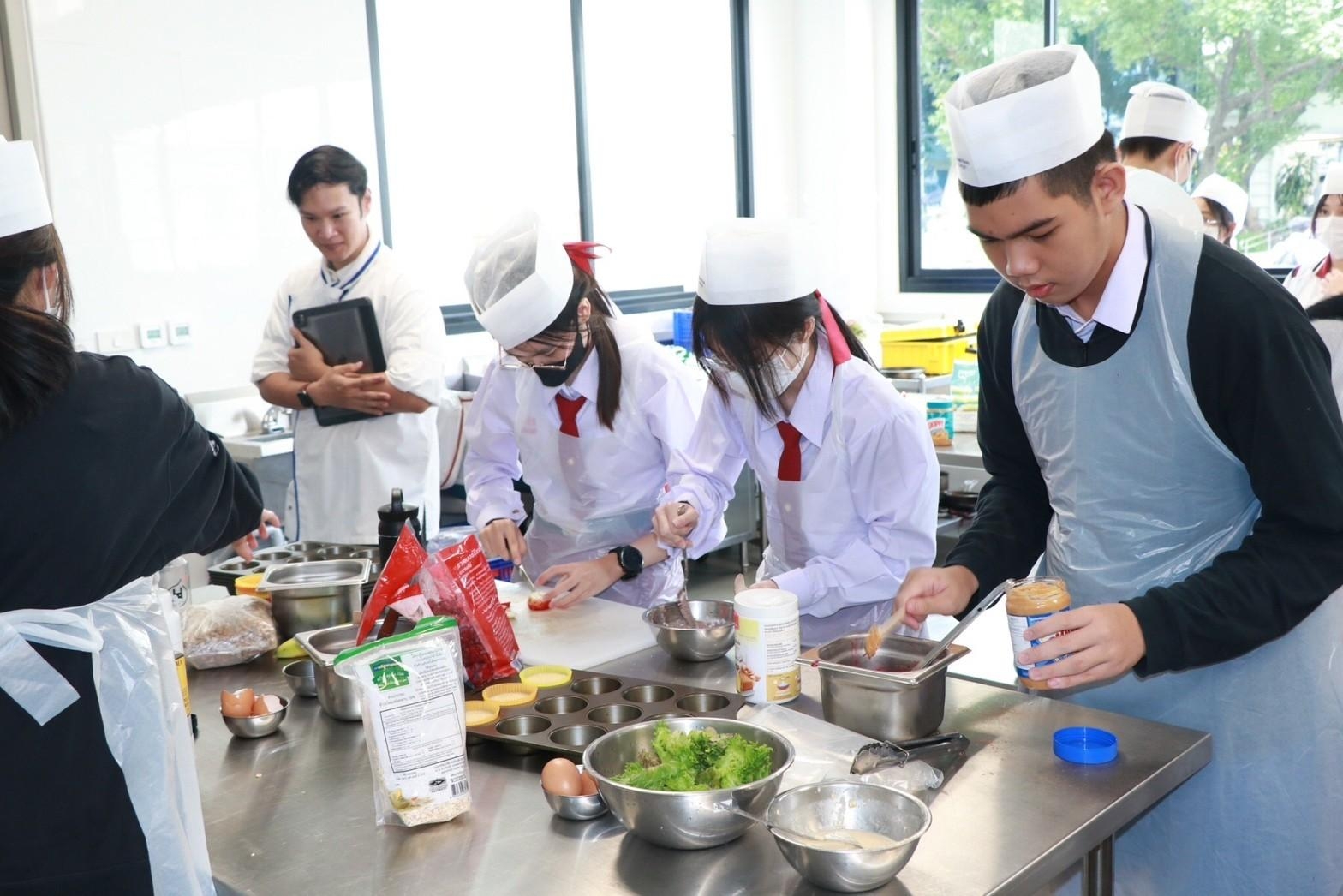 LINE_ALBUM_S4 Trendy Culinary Dusit_230918_51