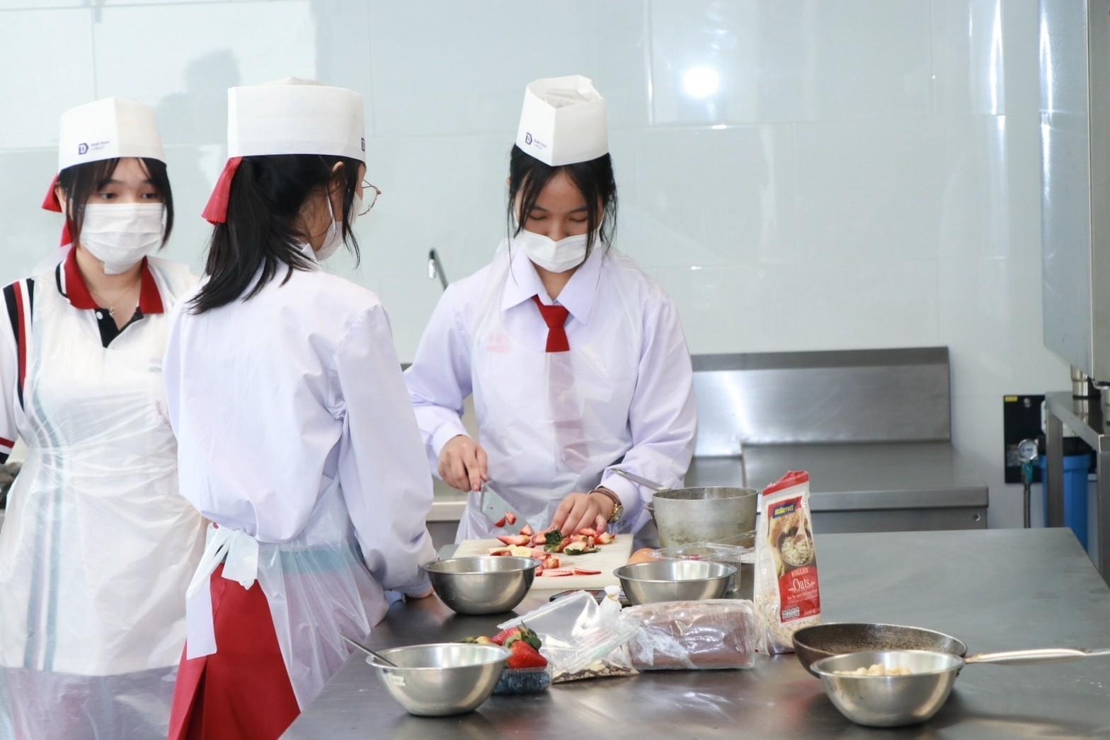 LINE_ALBUM_S4 Trendy Culinary Dusit_230918_56