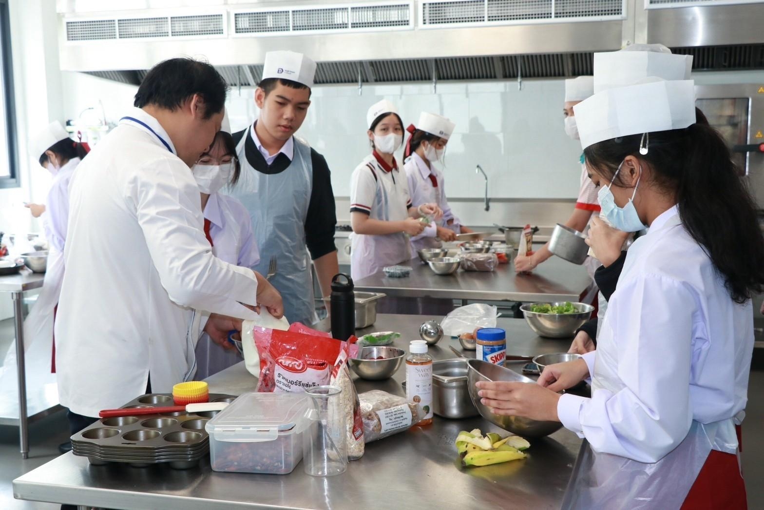 LINE_ALBUM_S4 Trendy Culinary Dusit_230918_61