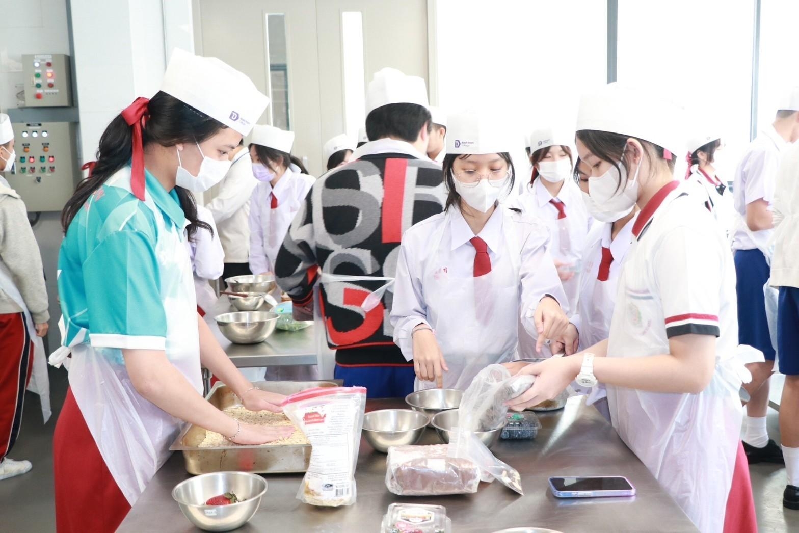 LINE_ALBUM_S4 Trendy Culinary Dusit_230918_63