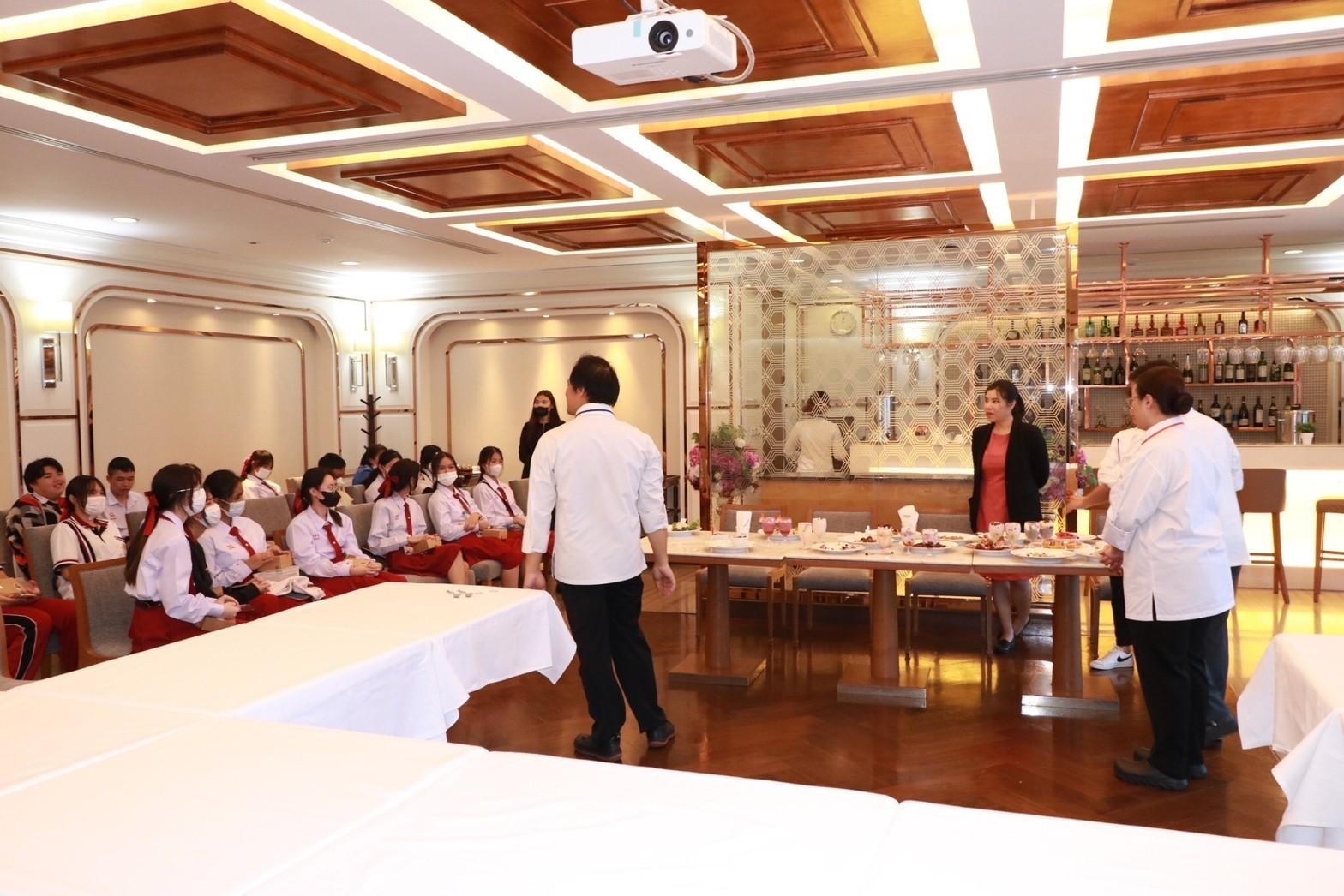 LINE_ALBUM_S4 Trendy Culinary Dusit_230918_6