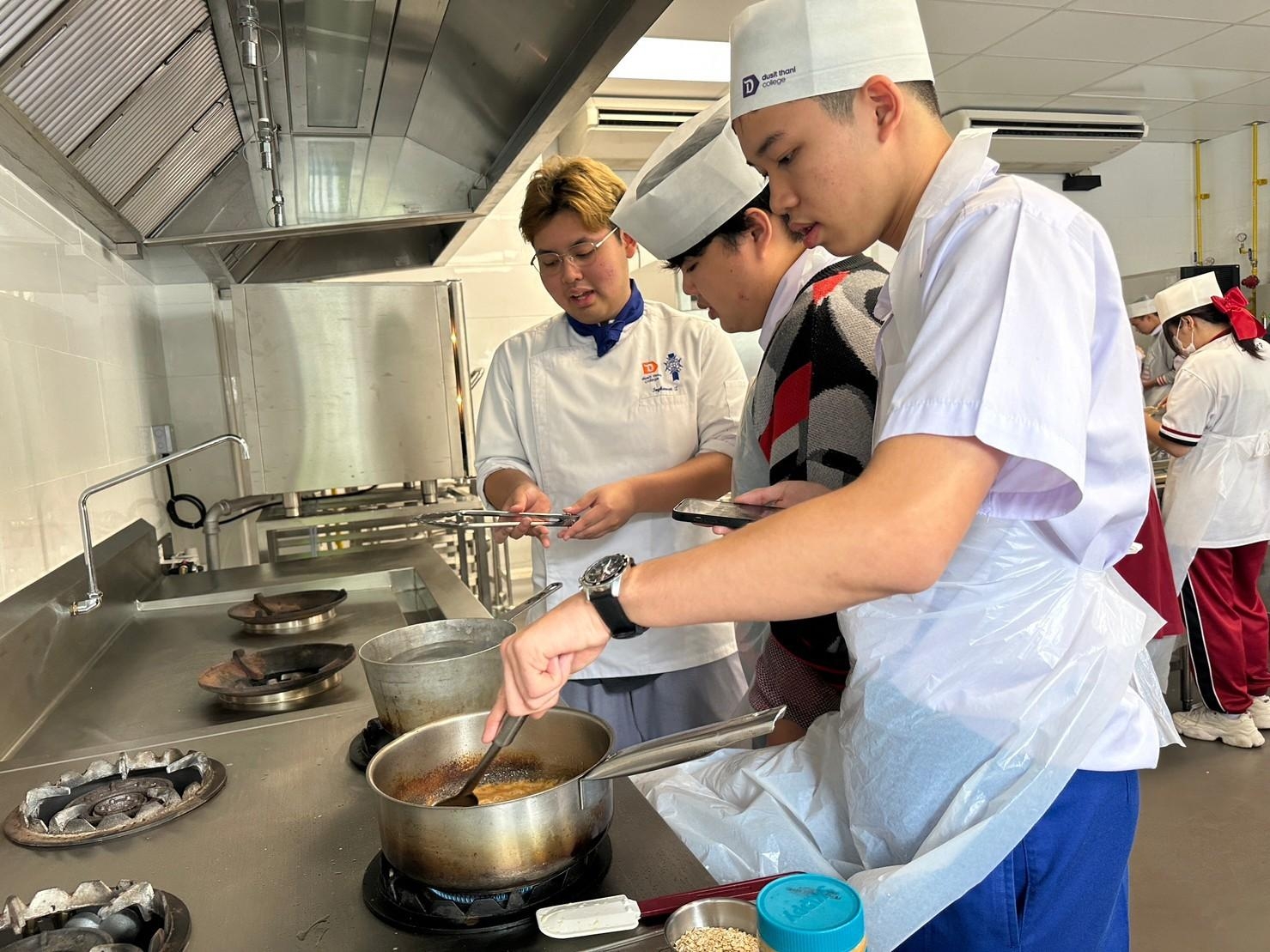 LINE_ALBUM_S4 Trendy Culinary Dusit_230918_98