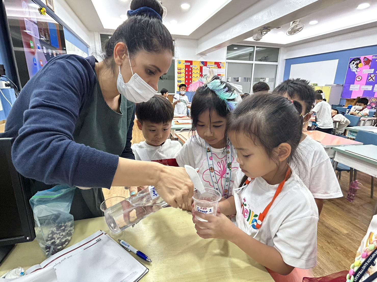 LINE_ALBUM_230712_52