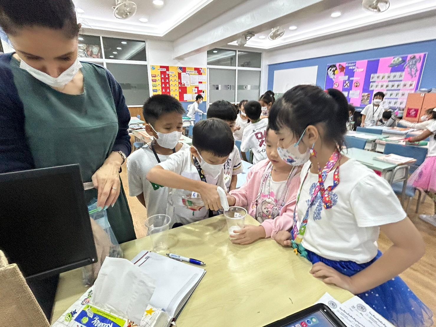 LINE_ALBUM_230712_53