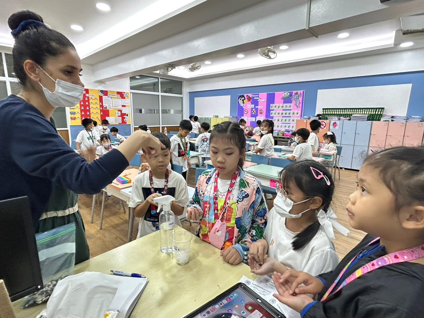 LINE_ALBUM_230712_57