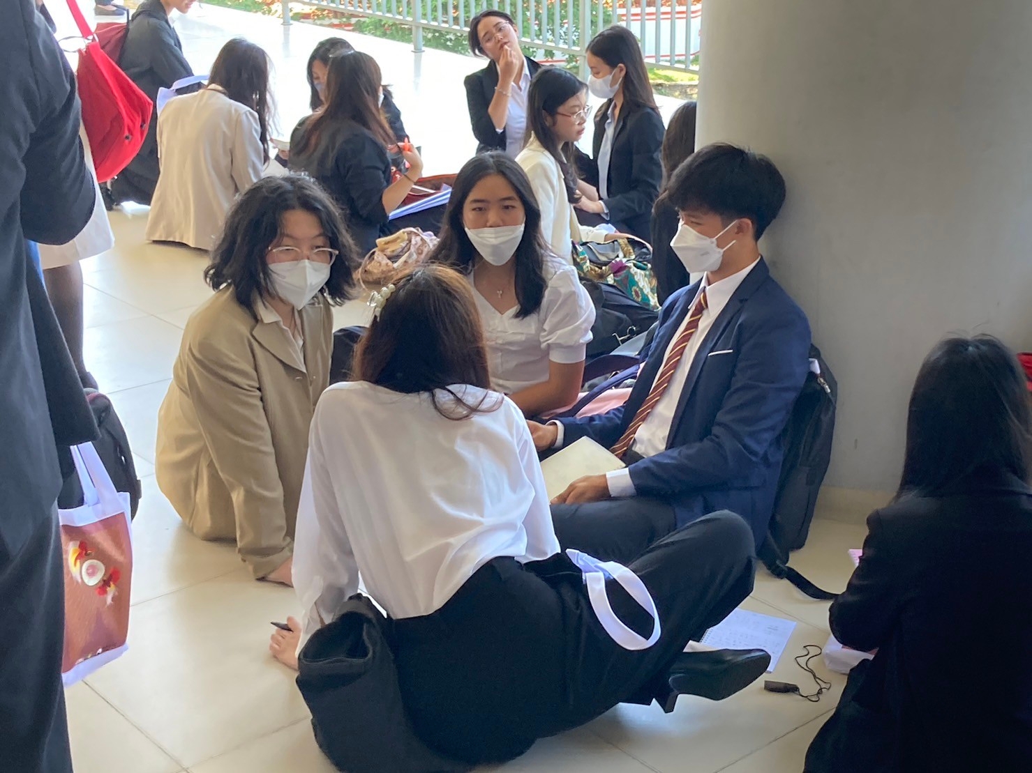 LINE_ALBUM_230606_49