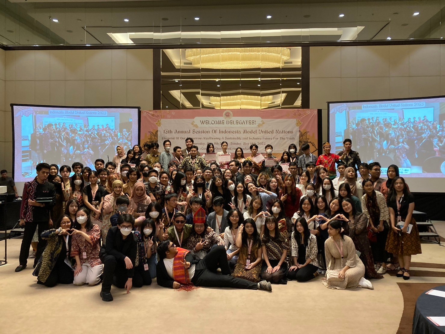 LINE_ALBUM_230606_84