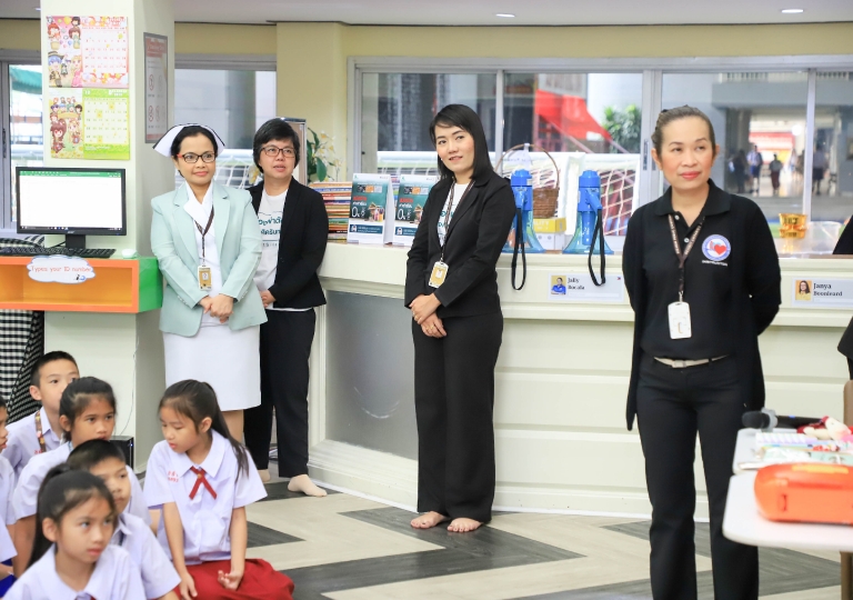 November 6, 2019 Morning Assembly P4-P6 First Aid Presentation Sikarin Hospital