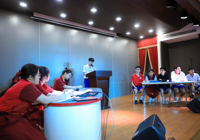 Albert Lawrence Hall – English Program together with Mr. Christopher Milne and Ms. Kamontip Ploynil organized and held the Debate Competition for Secondary 6 students, September 15, 2020.