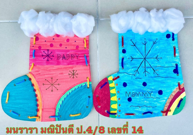 Christmas is the day that holds all time together. Students in Level 2 (P4-P6) celebrated Christmas: Pop-ups with Love through making lovely and beautiful Christmas cards and stockings.
