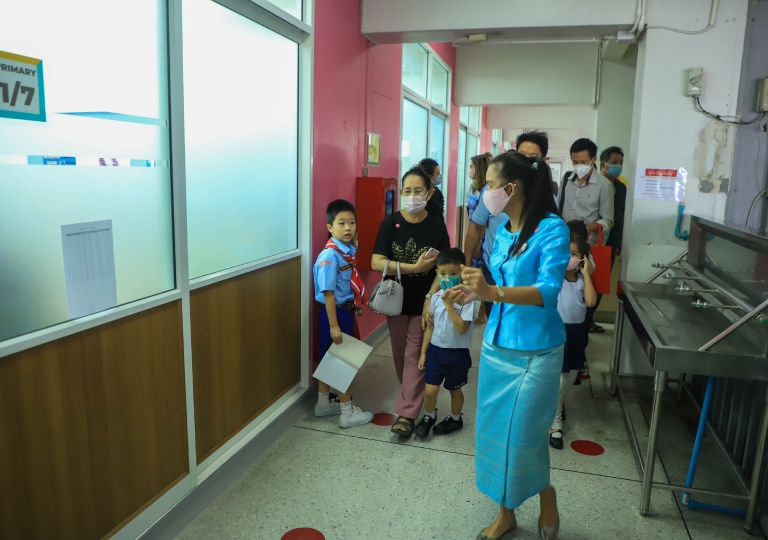 Discovery Center – Incoming Primary 1 students and their parents for the school year 2021 attended the English Program Admissions, last August 10–14, 2020.