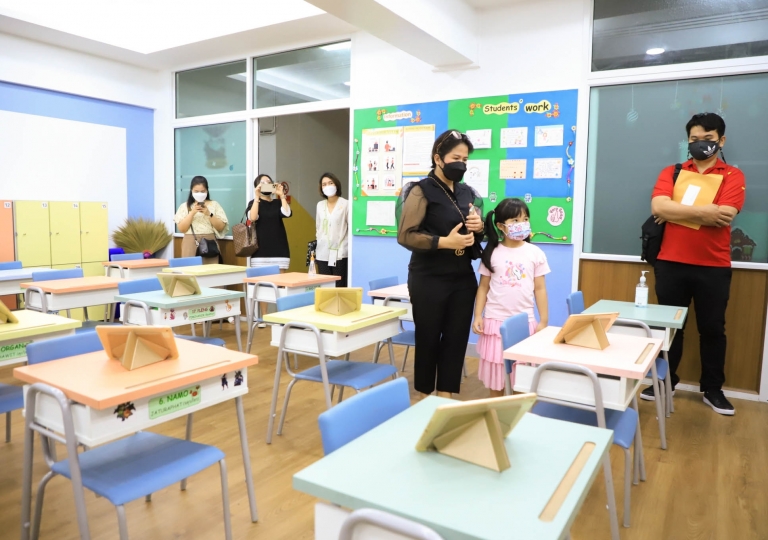 LINE_ALBUM_20-09-21_210921_40