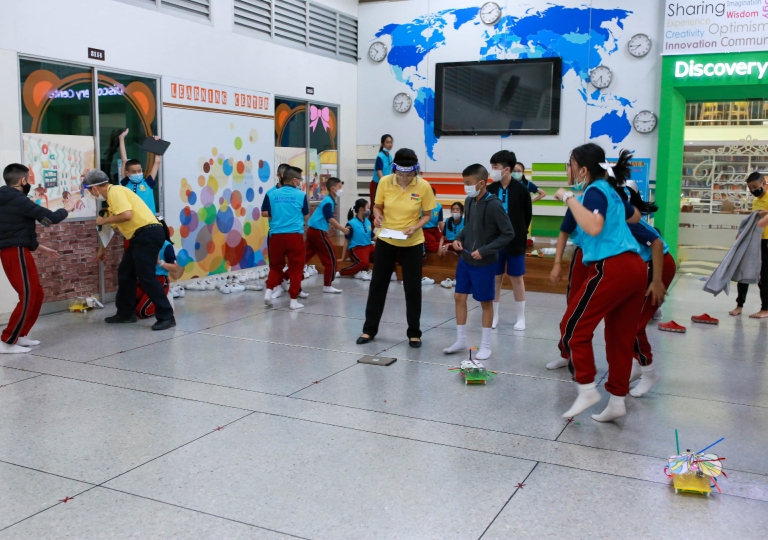 English Program Secondary 1 students from SMART (Science Math and Technology) group started learning the selective subject class on Friday, July 3, 2020.