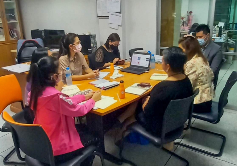 EP Administrative team led by Ms. Kanokwan Kaewmak discussed the future plans to pave an exciting learning journey that focuses on modern trade business, financial business and PIM food academy for both EP teachers and students, March 3, 2021
