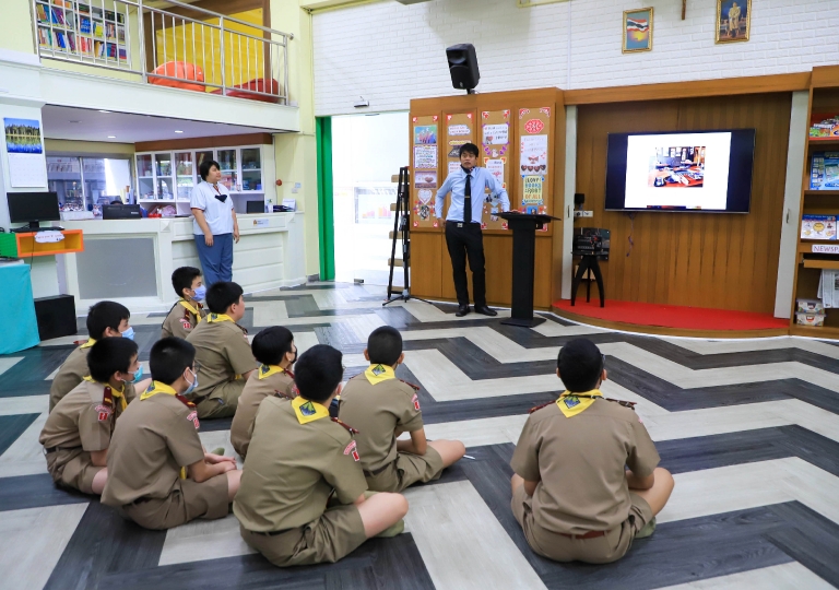 Secondary 1 ICT class Field Trip @ Fuwa Club (Cat Cafe’) on September 8, 2020.