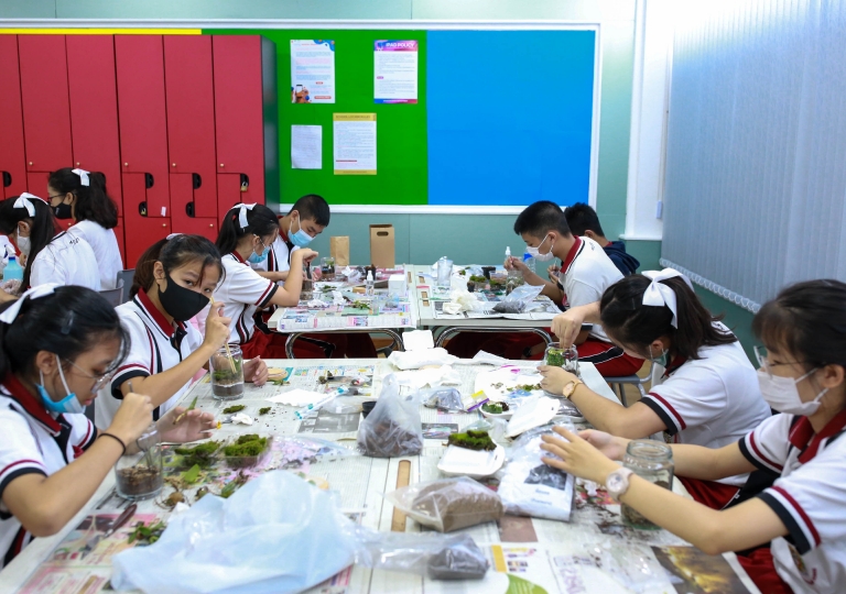 St. Gabriel Building – English Program Secondary 3 students showcased their creative skills in Arts Fun subject Free Form Landscape Painting activity planned by Mr. Pinder Belino Jr., July 15, 2020.