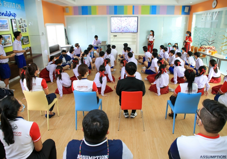 The ceremony was also attended by the Board of Directors representative and various teachers who shared their knowledge and served as an inspiration to the S6 students throughout their EP life Feb 25, 2021