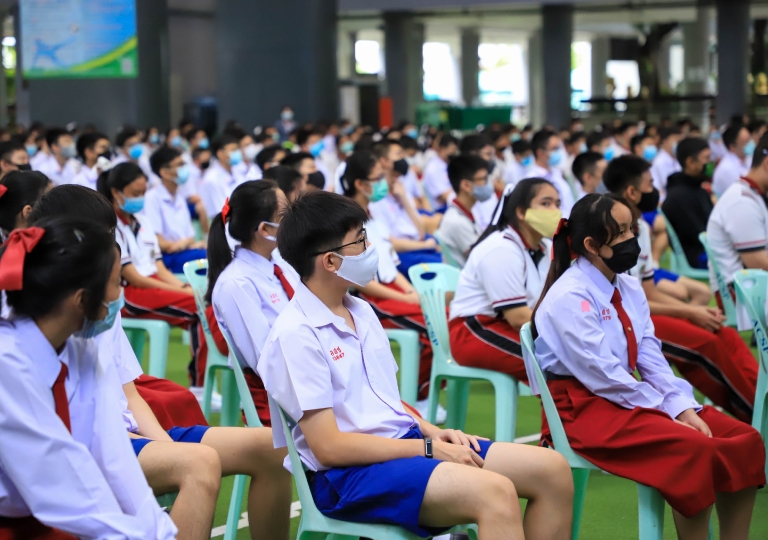 Welcome to ACSP school life!  Saint Louis Arena – Assumption College Samutprakarn School held the students’ orientation program lead by Bro. Dr. Pisutr Vapiso, school director, July 14, 2020.