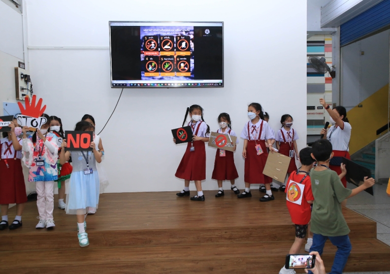 ACSP and Discipline department, organized the Campaign of Self-protection from Drugs activities from 17-24 June 2022, during Homeroom time to educate the young learners how to say “No to Drugs but Yes to Hugs!”.