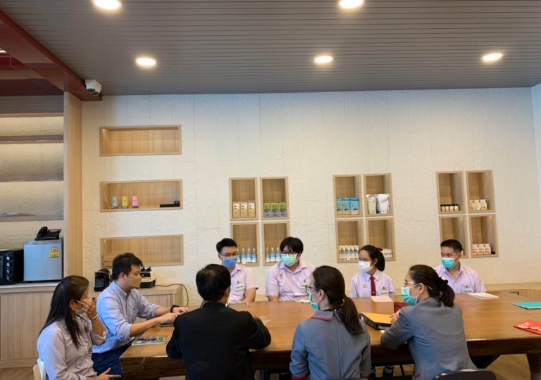 ACSP EP is committed to its educational goal, ‘Goal to university’, by taking a step further and giving the opportunity for our students to experience real-life working environments through the ‘Apprenticeship Program’ for Secondary 6. 