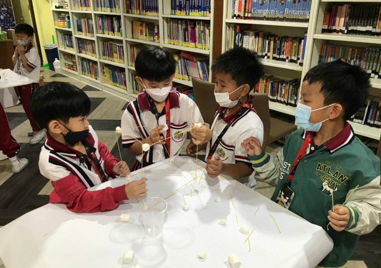 LINE_ALBUM_Mallows-SAM_230216_21