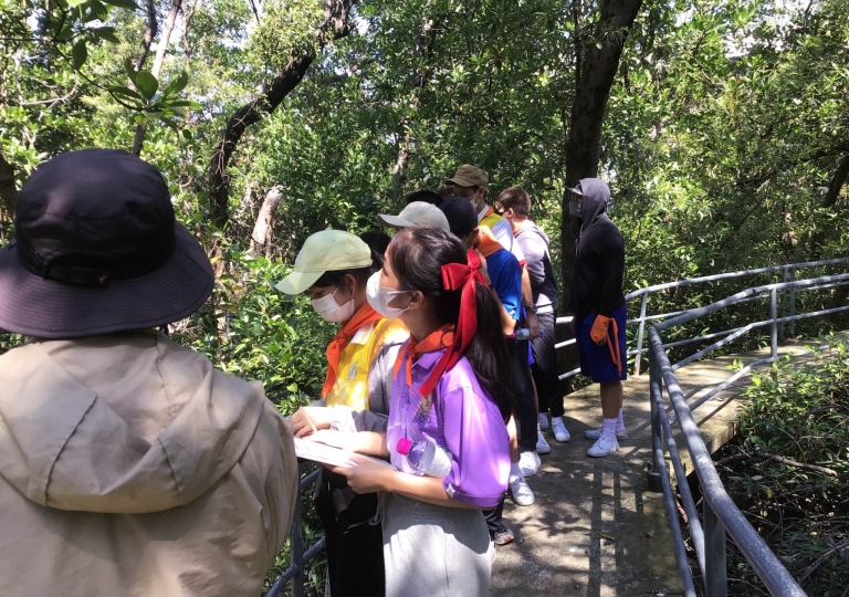 LINE_ALBUM_221104_10