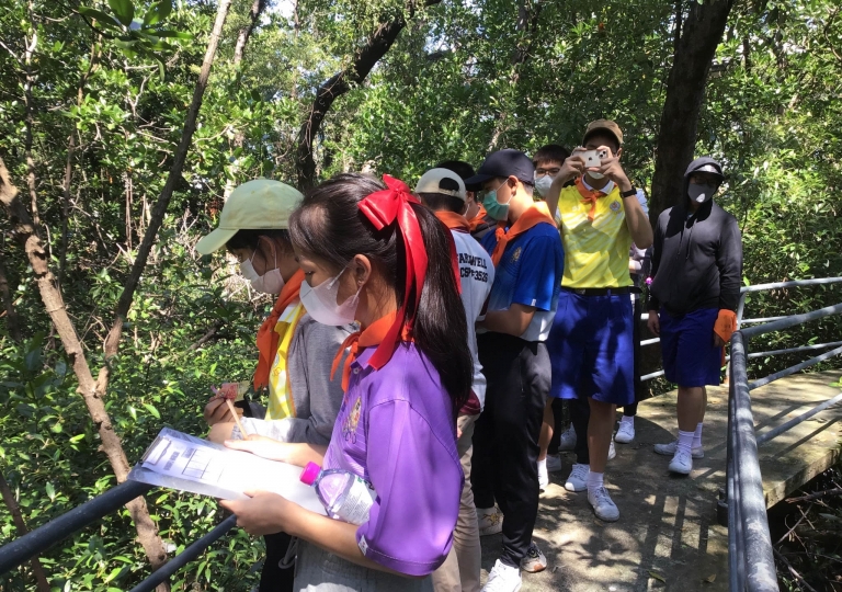 LINE_ALBUM_221104_9
