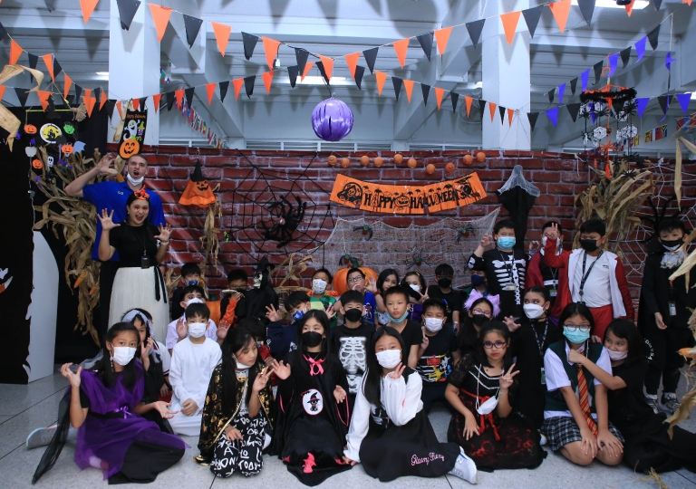 Saint Louis Arena – ACSP EP celebrated the annual event “Spooktacular Halloween 2022!”, organized by EP Discipline led by Ms. Kamontip Ploynil, Head of Level 4 Discipline, 31 October 2022.