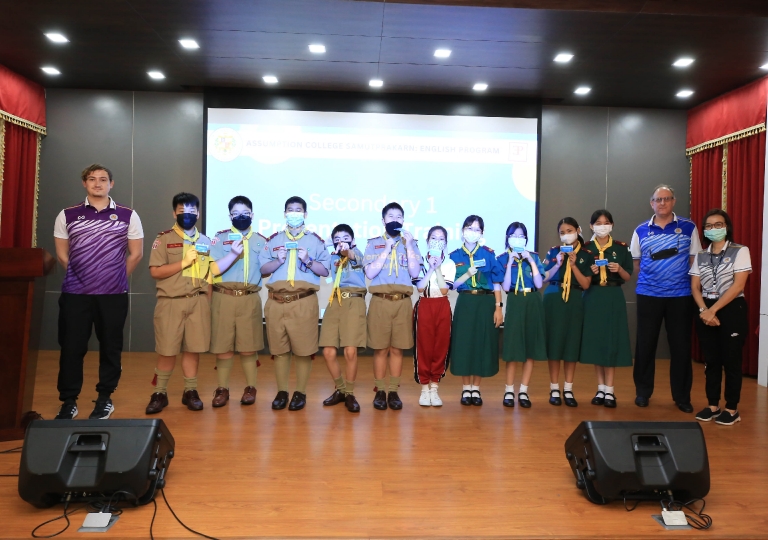 Secondary 1 and 2 students participated in the “Presentation Training” event, run by Mr. Graeme Kay and Mr. Alex Stewart. This activity was designed to train students in the skills they need to deliver a presentation effectively.