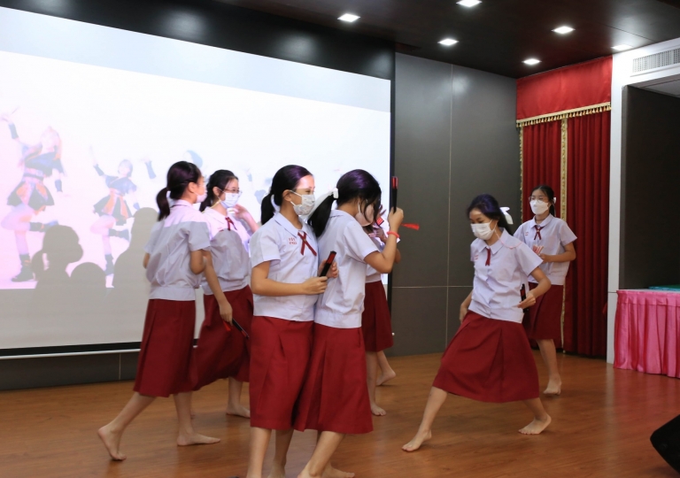 LINE_ALBUM_230210_10