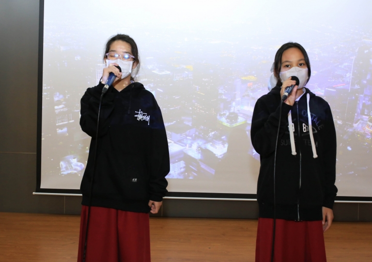LINE_ALBUM_230210_43